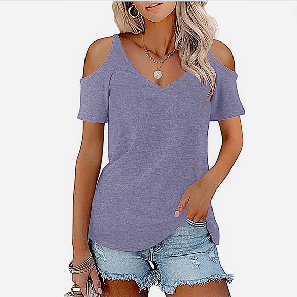Charlotte Russe Tops - Dusty lavender cold shoulder